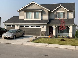 5389 N Willowside Ave, Meridian, ID 83646