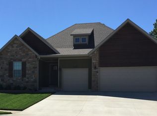 3509 N Fenwicke St, Ozark, MO 65721
