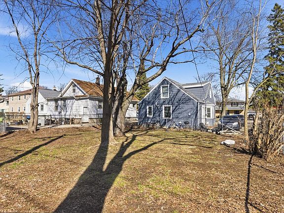 2nd image of 4629 North 49th STREET