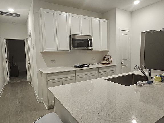 5th image of 21518 Springhill Grove Ln