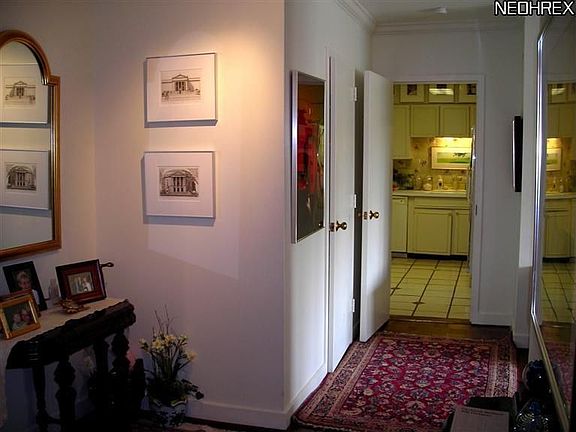 3rd image of 1 Lake Shore Blvd Suite 206