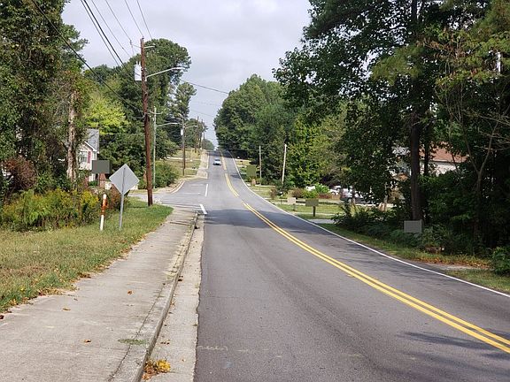 5th image of 5670 Feldwood Rd