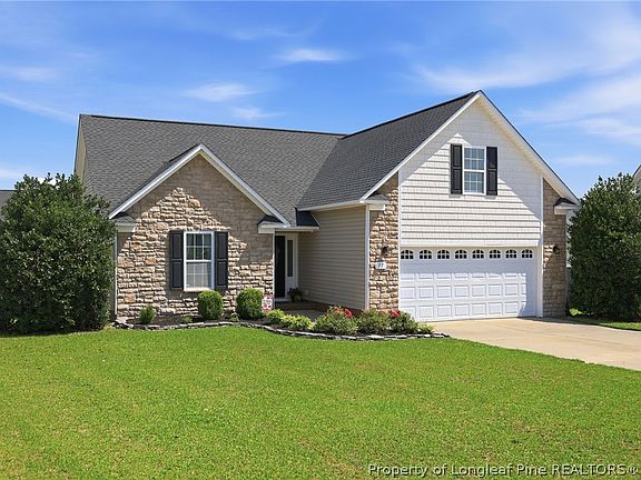 2nd image of 77 Summerseat Way