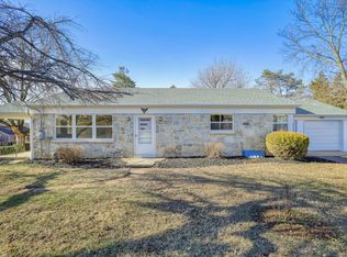 250 N 3rd St, Mount Wolf, PA 17347