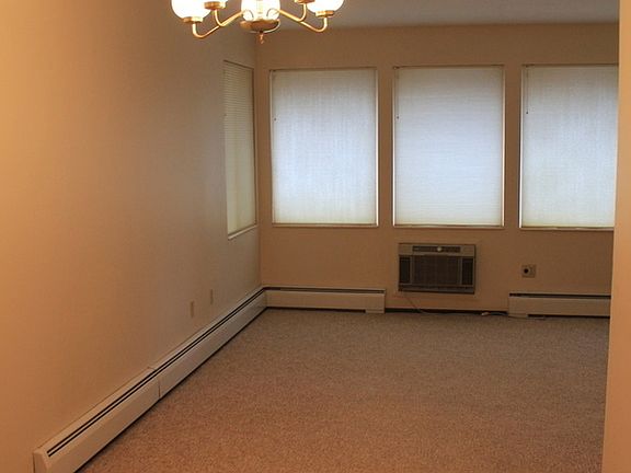 3rd image of 700 E 5th Ave APT 205