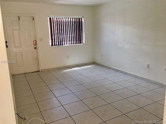 4th image of 17330 NW 74th Ave APT 102