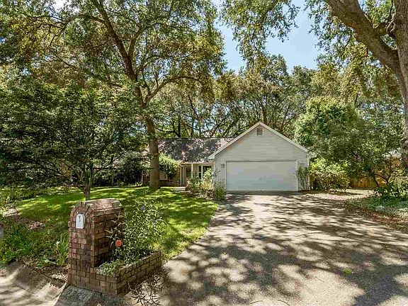 5th image of 2783 Honeywood Dr