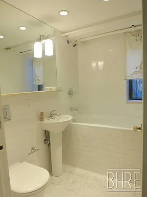 Rented by Brooklyn Heights Real Estate Inc | media 34