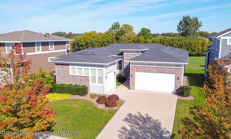 1st image of 2754 Kittanset Dr