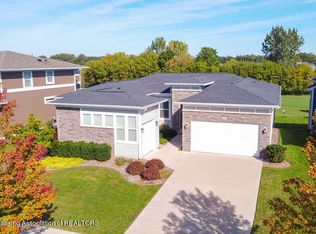 2754 Kittansett Dr, Okemos, MI 48864