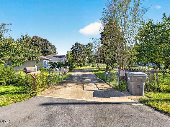 4th image of 221 John White Rd