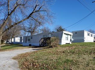 714 E College St #20, Carbondale, IL 62901