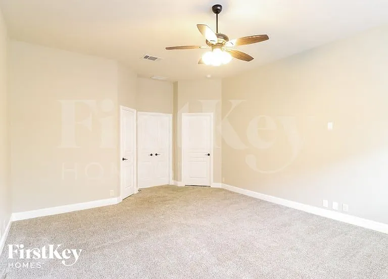 1125 Marigold Dr — Photo 7