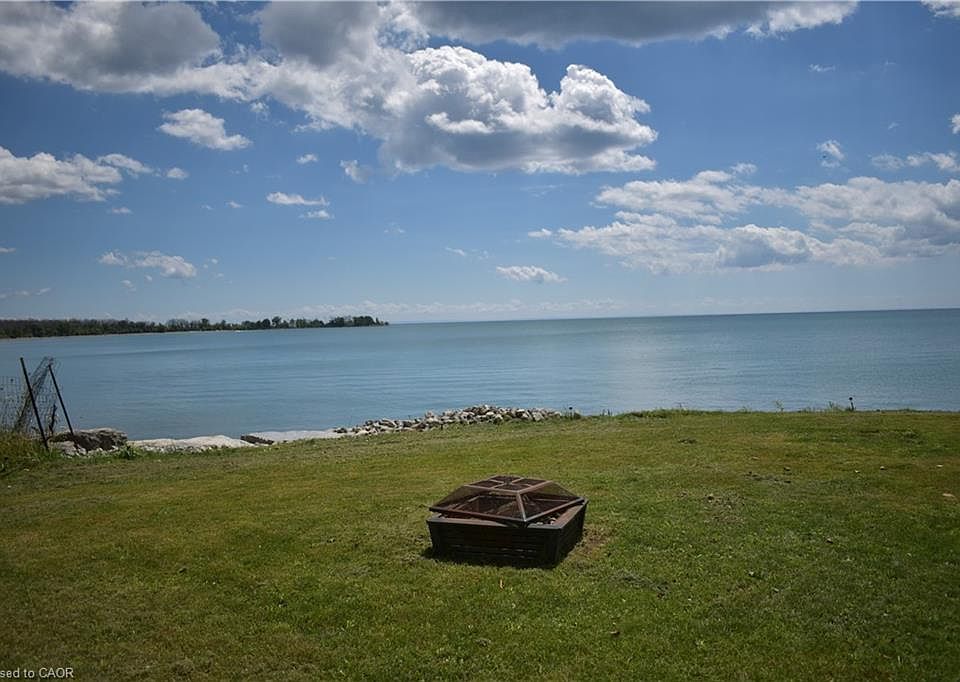 1st image of 3 Horseshoe Bay Rd