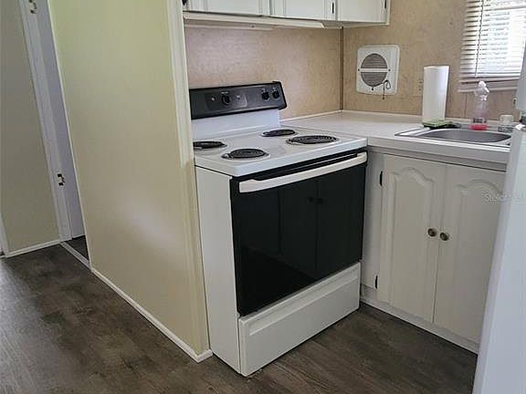 5th image of 3399 SE 93rd Pl