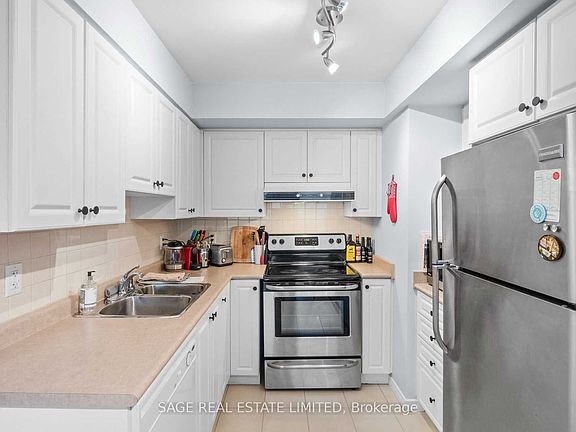 4th image of 230 King St E #504