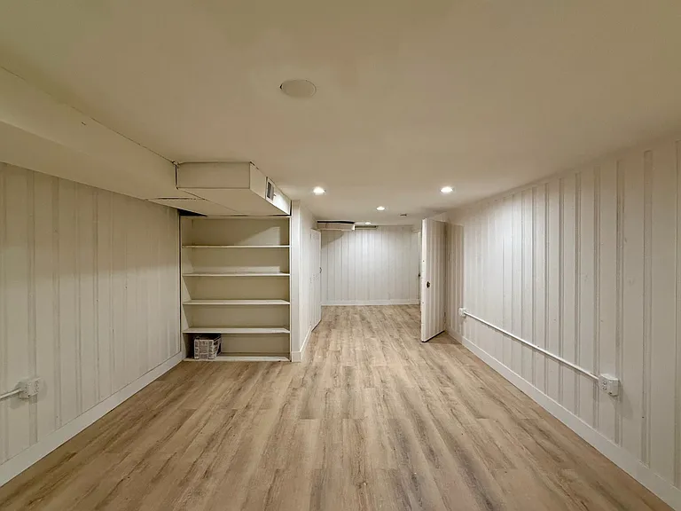 1415 S Jackson St — Photo 23