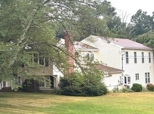560 Allen Ave, North Attleboro, MA 02760