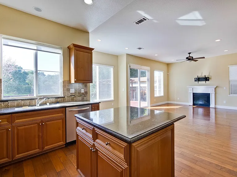3027 Mousa Ct — Photo 22