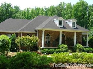 203 Conifer Dr, Forsyth, GA 31029