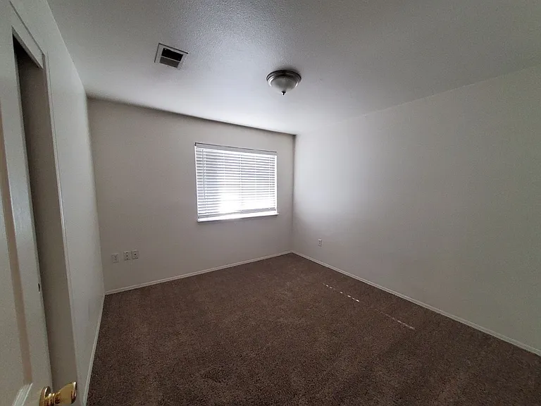 5615 Sugar Pine Dr — Photo 8