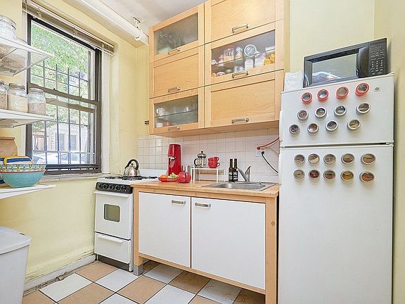 5th image of 450 W 147th St APT 1N