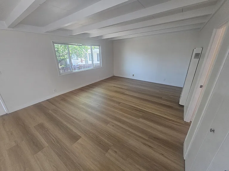 1343 Santa Ynez Ave #1343 — Photo 4