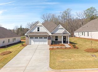 2046 Shadow Bend Ln, Auburn, AL