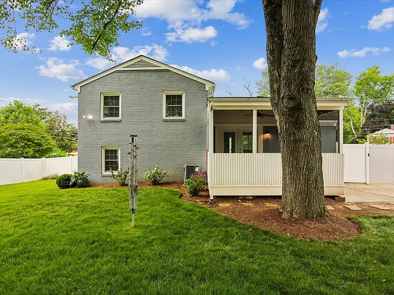3801 Denfeld Ave — Photo 28