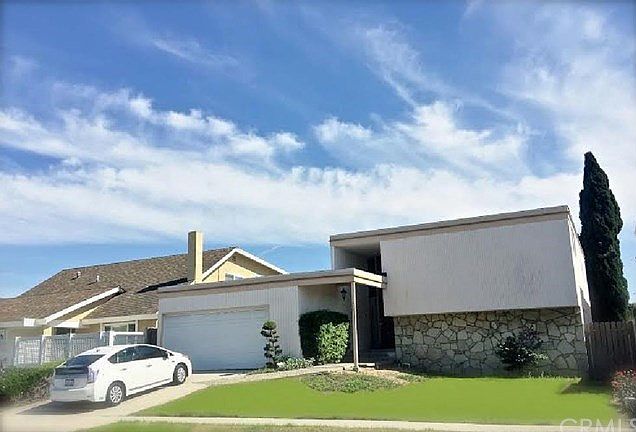 1st image of 970 Oakhorne Dr
