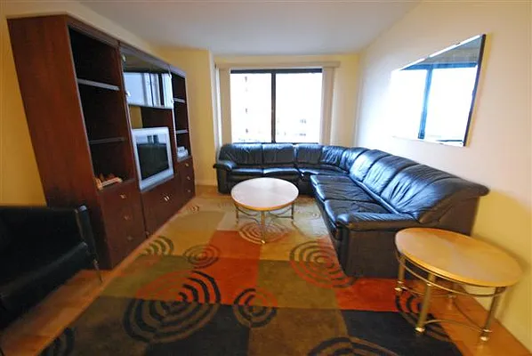 Rented by Luxury Habitat | media 21