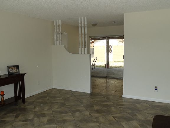 5th image of 878 S Linden Ave