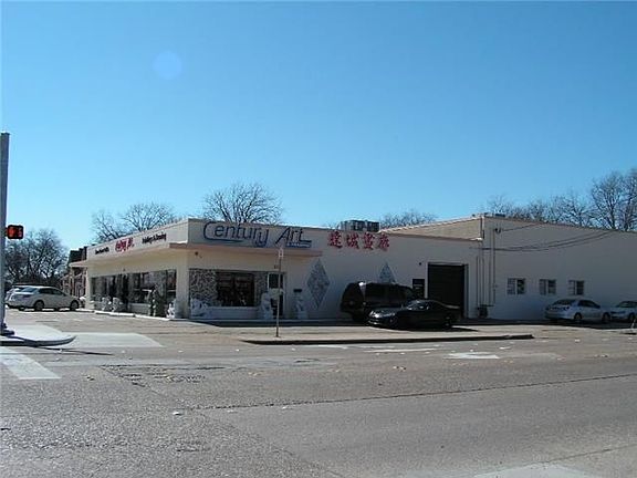5th image of 200 S Greenville Ave