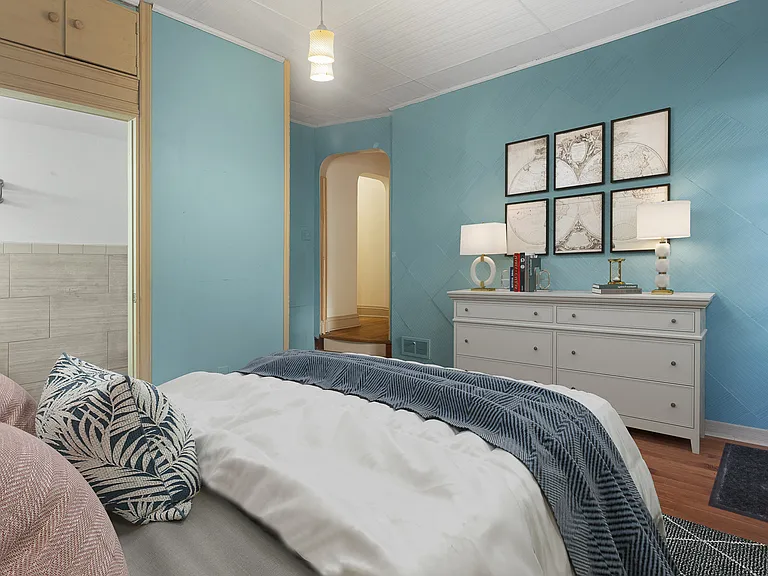 38 Marlborough Ave — Photo 47