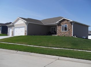3231 N 91st St, Lincoln, NE 68507