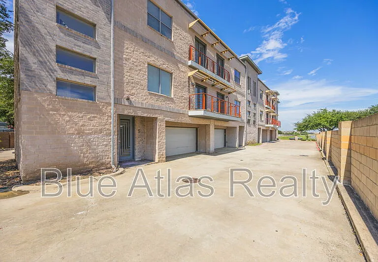 2690 Rockbrook Dr #5 — Photo 20