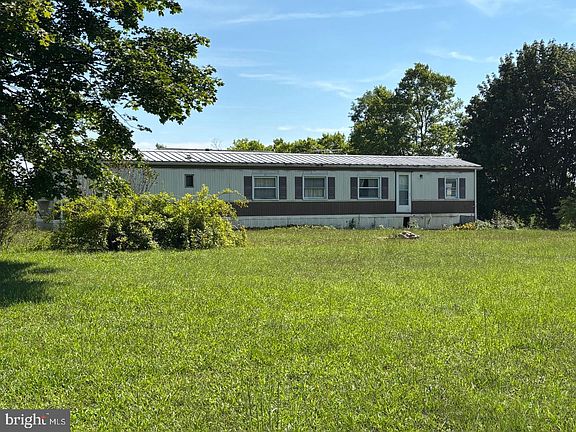 3rd image of 340 Cornman Rd