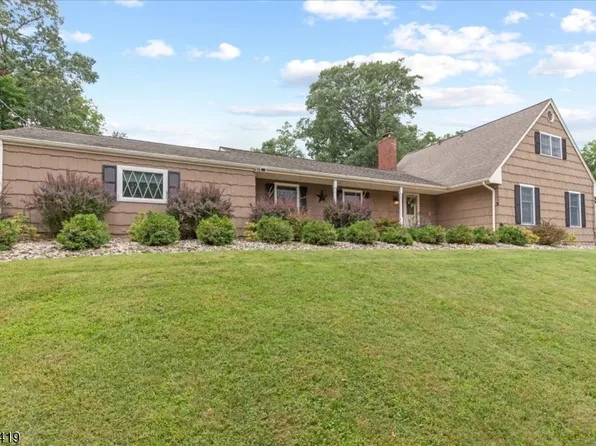 1137 Concord Dr, Bridgewater Twp., NJ 08807