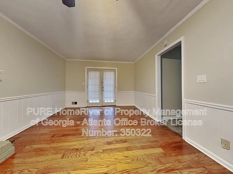 3 bed, 3.0 bath, 1584 sqft, $2,050 — Photo 4