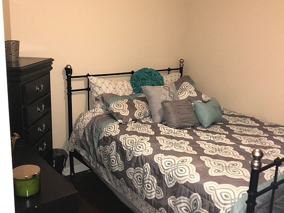 5th image of 1251 N Springfield Ave #2