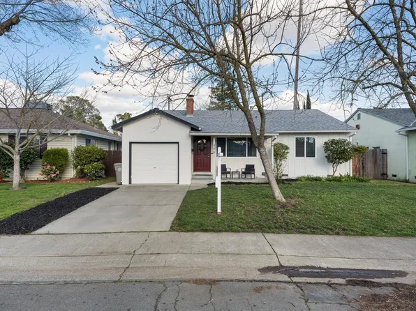 4981 Lippitt Ln, Sacramento, CA 95820