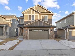 14 W Ranchers Mdws, Okotoks, AB T1S0P5
