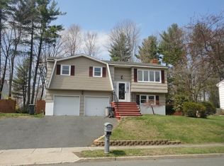 36 Birch Dr, Newton, NJ 07860