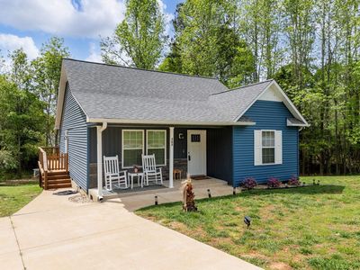 363 W Church St, Cowpens, SC, 29330