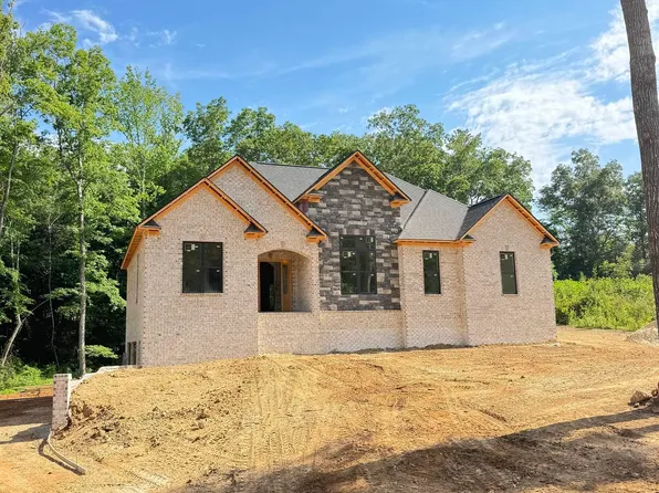 40 Highland View Dr, Riverside, AL 35135