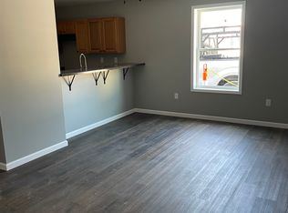 2007 Main St #203, Paris, KY 40361