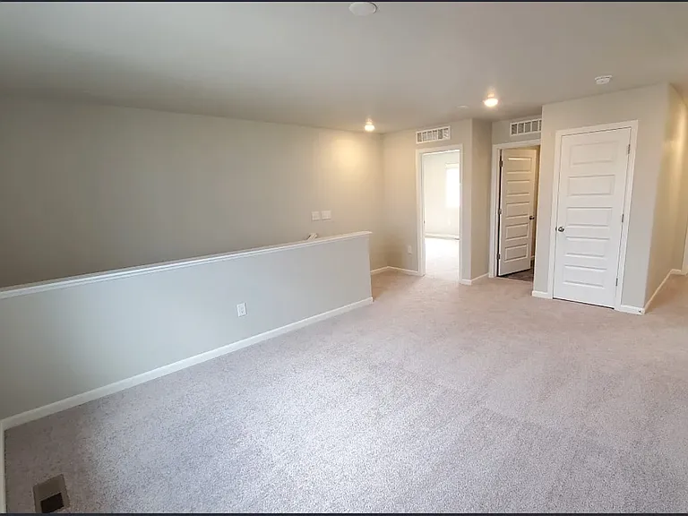 27286 E Bayaud Ave — Photo 15