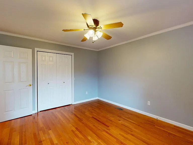 221 Salty Shores Rd — Photo 27