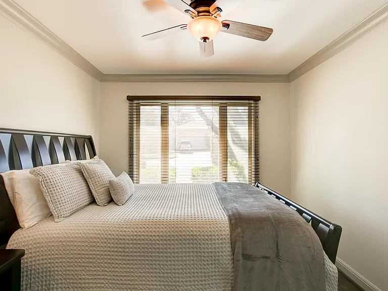 6688 Yosemite Ln — Photo 26