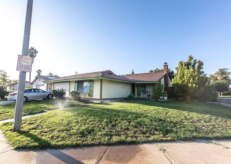2nd image of 23810 Suncrest Ave